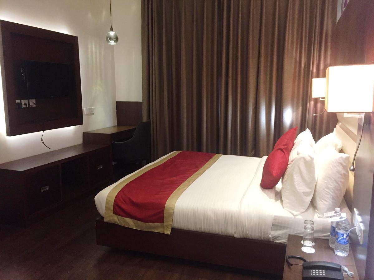 อิมพีเรียม รีสอร์ต Hotel Hisar ภายนอก รูปภาพ